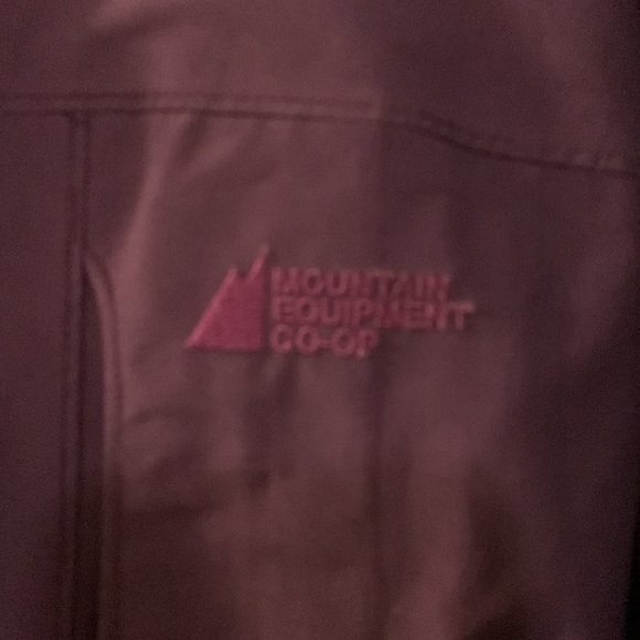 EUC Mountain Equipment Co-op winter coat - Picture 3 of 16